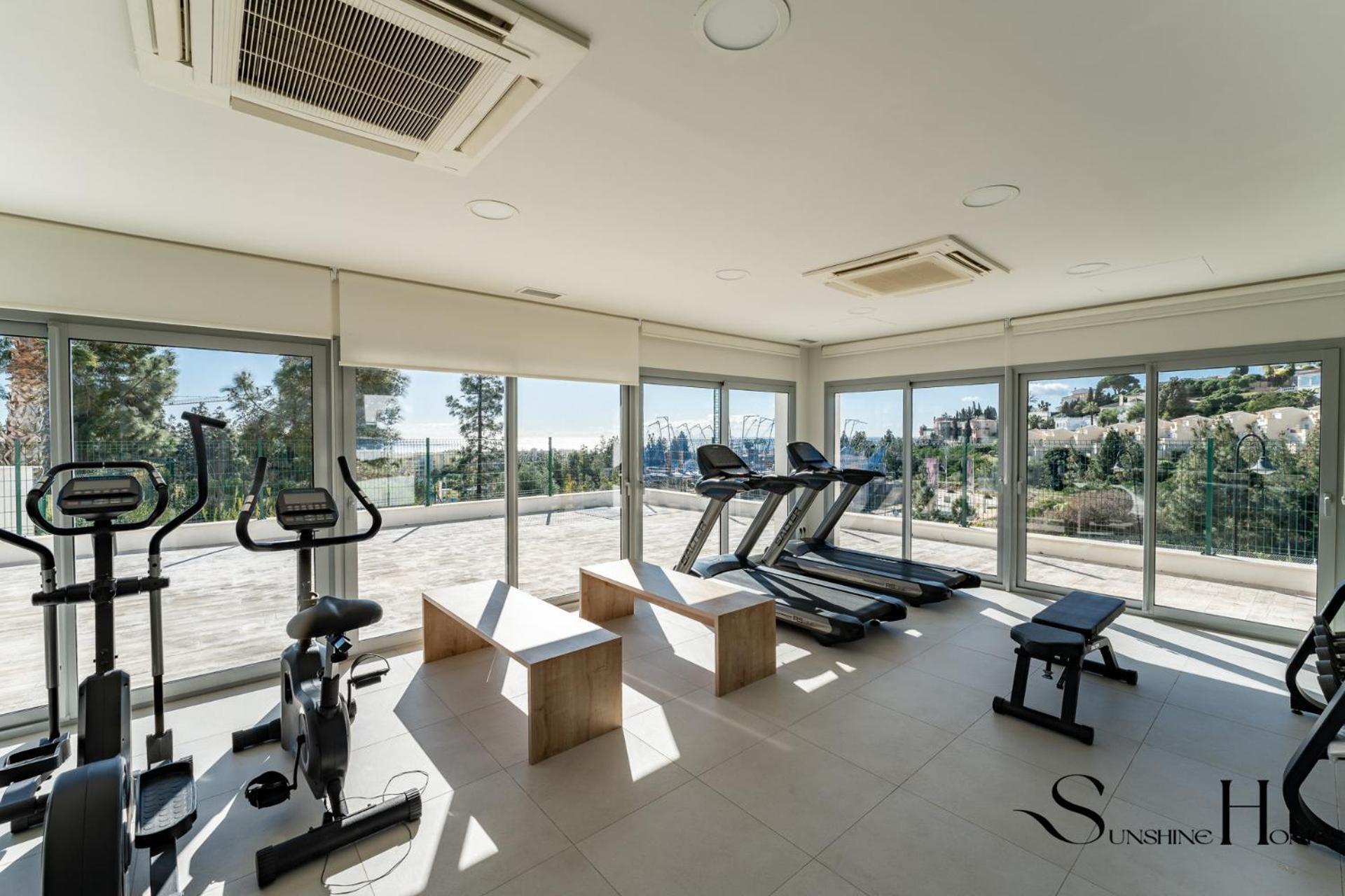 Luxury 2 Bedroom Apartment, Pools, Sauna, Gym & More ミハス エクステリア 写真